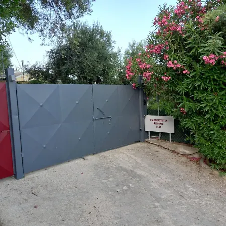 Red Gate Flat Апартаменты Палеокастрица