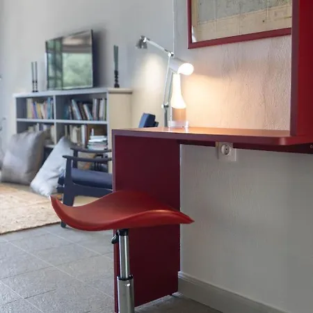 Апартаменты Red Gate Flat