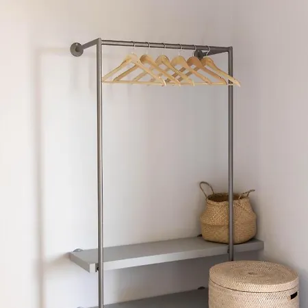 Red Gate Flat * Палеокастрица