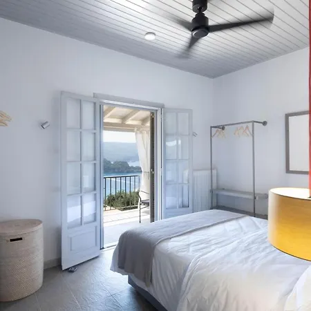 Red Gate Flat شقة *